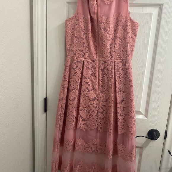 Pink Laced Design - Picture 3 of 3